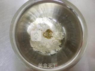 鲜虾披萨的做法步骤：1
