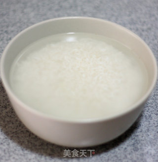 跟清新沾边的肉肉饭---荷叶鸡饭的做法步骤：1