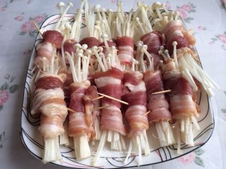 【食在Fastee】五花肉金针菇卷的做法步骤：4