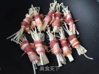 【食在Fastee】五花肉金针菇卷的做法步骤：5