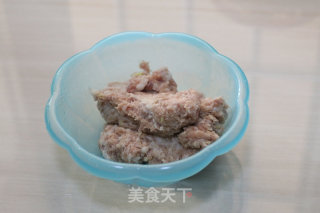 电饭煲做锅贴——香菇猪肉锅贴的做法步骤：4