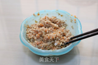 电饭煲做锅贴——香菇猪肉锅贴的做法步骤：6