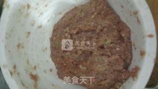 汆丸子的做法步骤：1