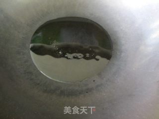 干煸香肠秋葵的做法步骤：3