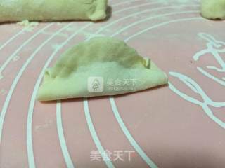 锅贴饺子的做法步骤：4