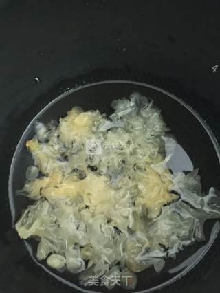 木瓜椰汁盅的做法步骤：2