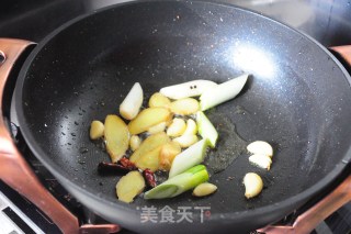 干锅三黄鸡的做法步骤：10