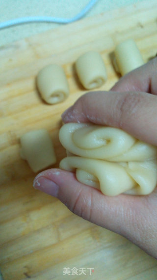 酥皮五仁月饼的做法步骤：14
