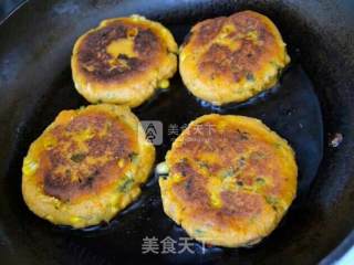 黄金地瓜饼的做法步骤：6