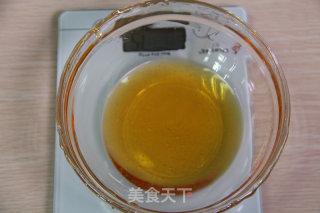 广式月饼的做法步骤：4