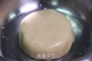 广式月饼的做法步骤：7