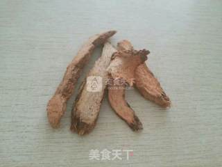 千年健酒的做法步骤：2