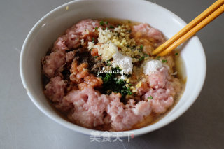 榨菜鲜肉月饼的做法步骤：1