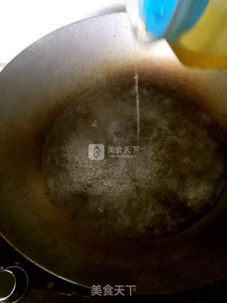 糖醋藕丁的做法步骤：2