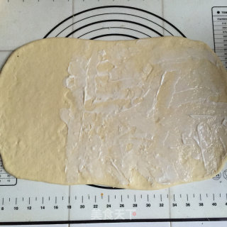 葱香肉松芝士排包的做法步骤：4