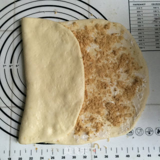 葱香肉松芝士排包的做法步骤：6