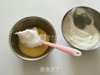 抹茶蜜豆蛋糕卷的做法步骤：7