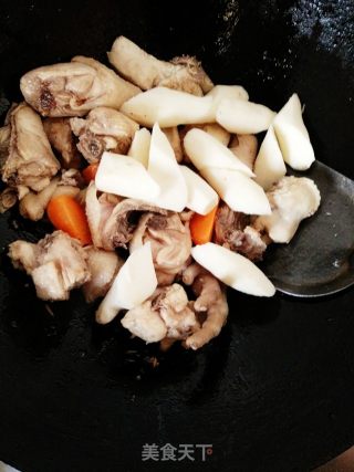 山药炖鸡块的做法步骤：8