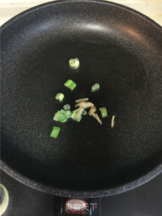 吉野家牛肉饭的做法步骤：1