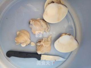 蒜蓉粉丝蒸车螺的做法步骤：1