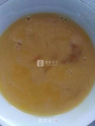 西红柿炒鸡蛋的做法步骤：2