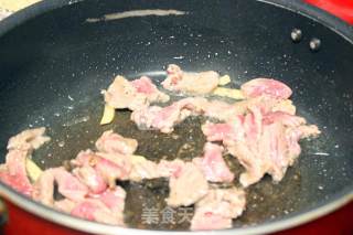 彩椒牛肉的做法步骤：3