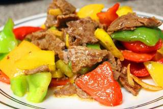 彩椒牛肉的做法步骤：6