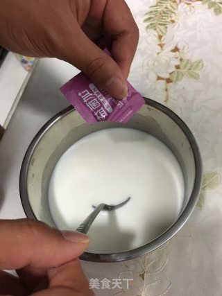 入口即化的酸奶的做法步骤：3