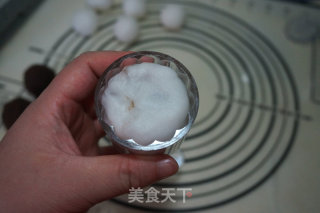 冰皮红豆沙月饼的做法步骤：13