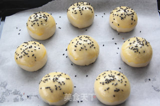 蛋黄酥的做法步骤：14