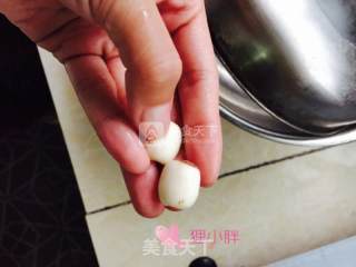 自制莲蓉馅的做法步骤：2