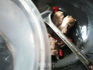 白菜炖排骨的做法步骤：3