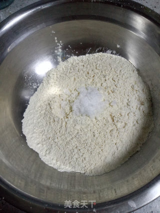 太阳花月饼的做法步骤：3