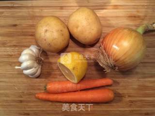 香料烤全鸡的做法步骤：3