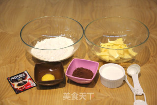 三色旋纹曲奇的做法步骤：1