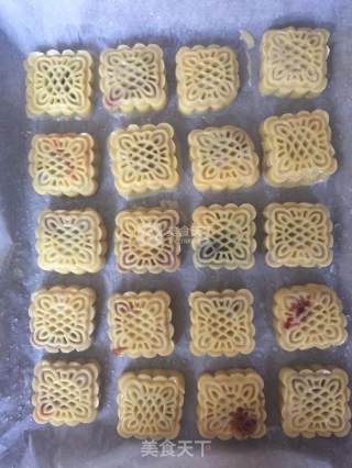 传统月饼的做法步骤：2