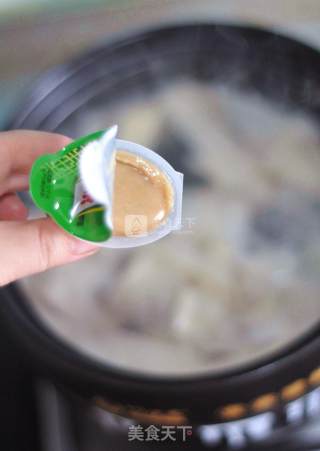 肥牛什锦锅的做法步骤：3