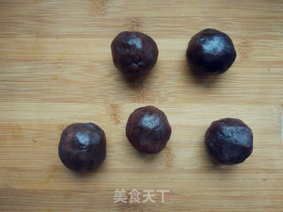 豆沙蛋黄酥的做法步骤：10