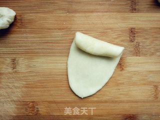 豆沙蛋黄酥的做法步骤：12