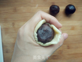 豆沙蛋黄酥的做法步骤：15