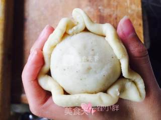蛋黄莲蓉月饼的做法步骤：21