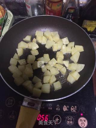 咖喱鸡的做法步骤：1