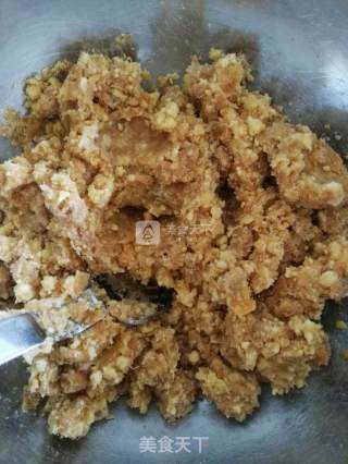 肉松蛋黄酥的做法步骤：6