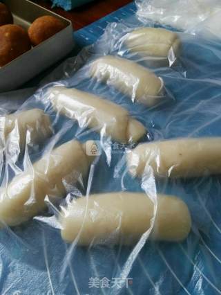 肉松蛋黄酥的做法步骤：13