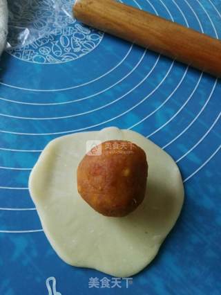 肉松蛋黄酥的做法步骤：20