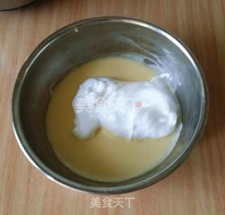 拉花轻拉酪蛋糕的做法步骤：11