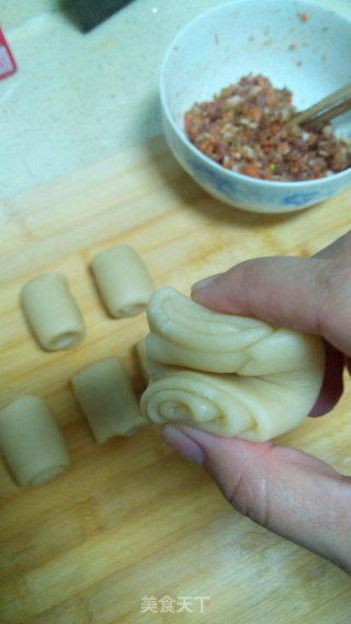 苏式榨菜鲜肉月饼的做法步骤：11