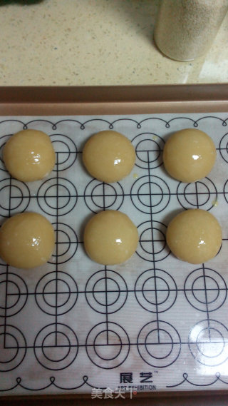 苏式榨菜鲜肉月饼的做法步骤：14