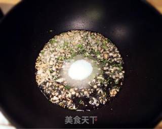 油爆河虾的做法步骤：4