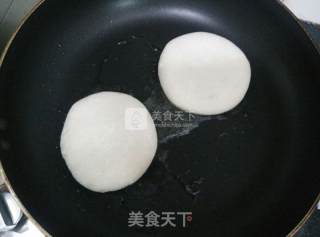 【学生族早餐】大葱猪肉馅饼的做法步骤：5